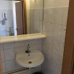 Apartment Einfache Monteurwohnung Mit Kostenlosem Parkplatz *
