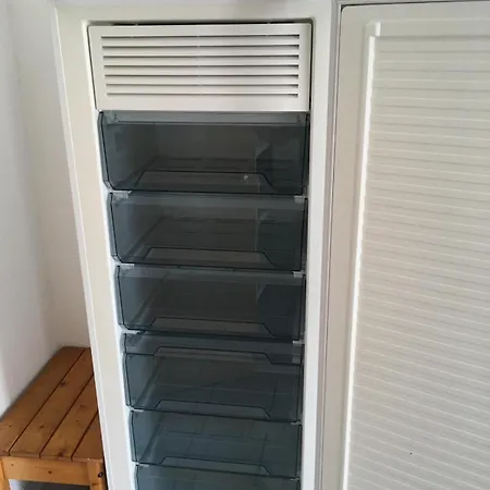 Einfache Monteurwohnung Mit Kostenlosem Parkplatz Apartmán *